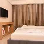 מלון Village By The Sea 4*