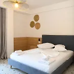Village By The Sea 4*