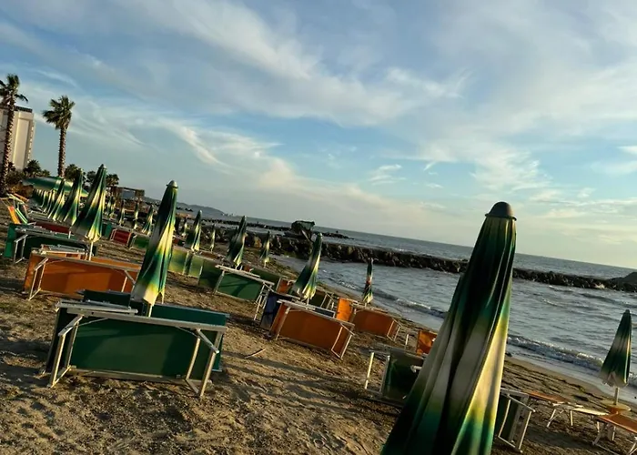 Village By The Sea 4* Qerret