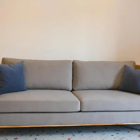 Ξενοδοχείο Village By The Sea