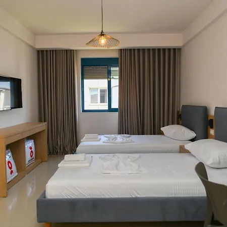 Ξενοδοχείο Village By The Sea