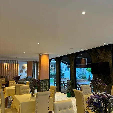 Village By The Sea Qerret (Tirana)